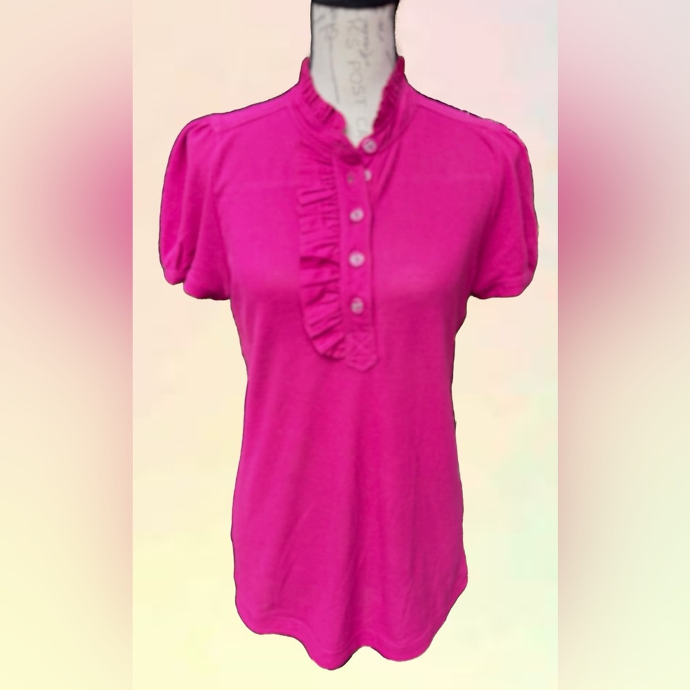 MARC by MARC JACOBS Fuscia Ruffled Neck Polo Shirt 
Small
Pristine Condition